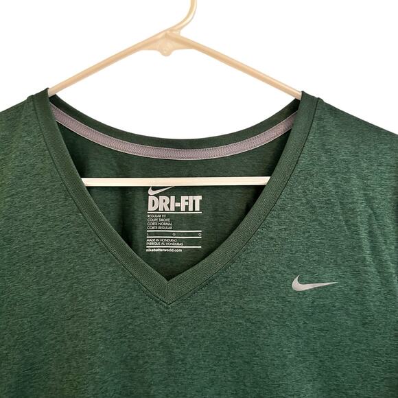 Nike Dri-Fit Regular Fit T-Shirt Sz Large Green Short Sleeve V-Neck - Picture 2 of 4